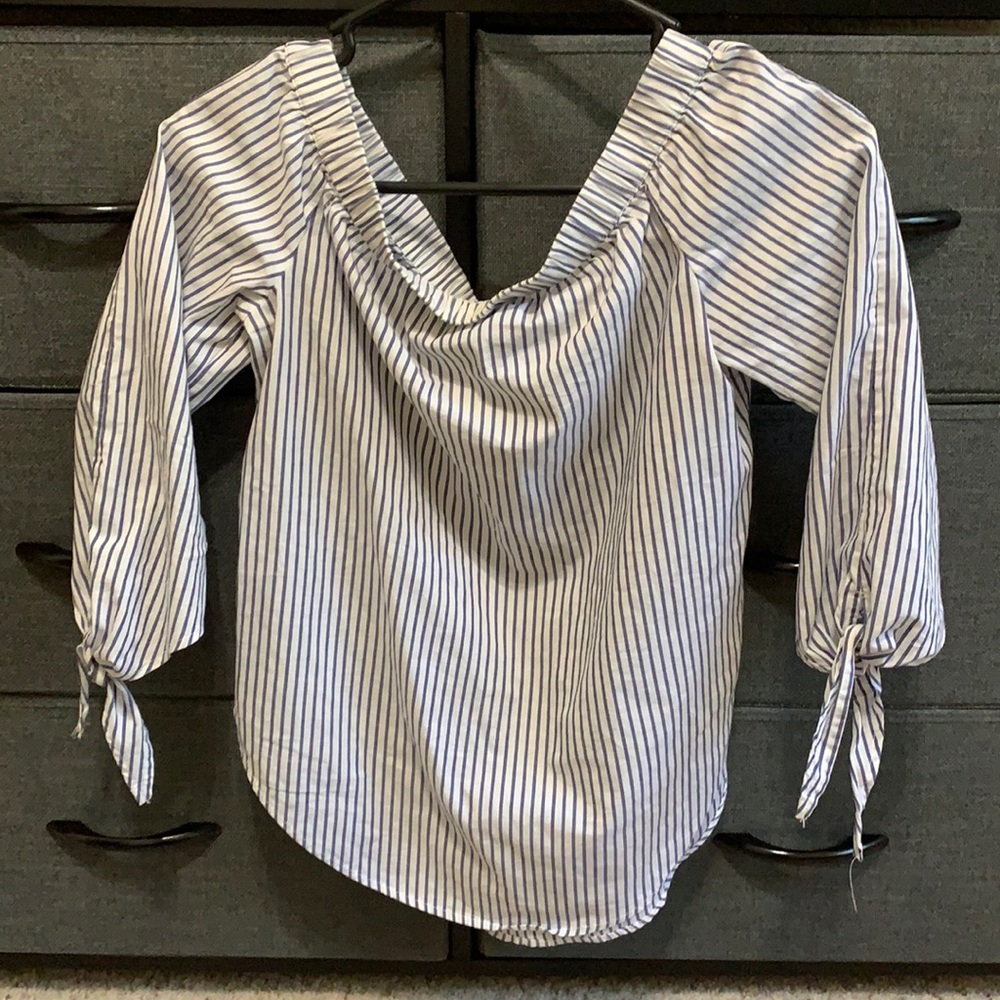😎Striped off the shoulder top